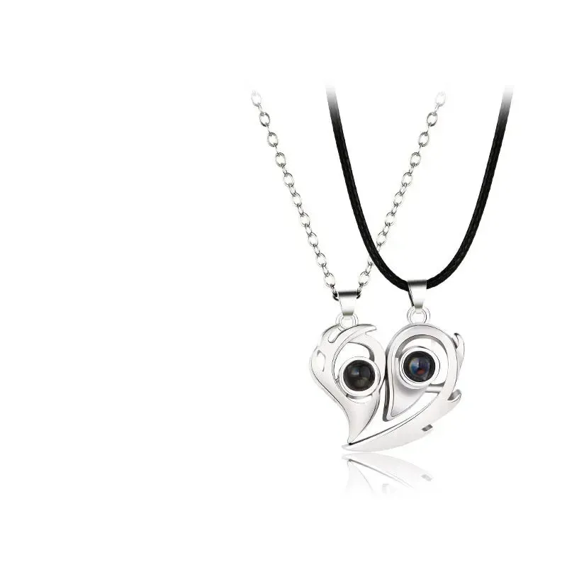 100 Languages I Love You Projection Magnetic Couple Heart Necklace