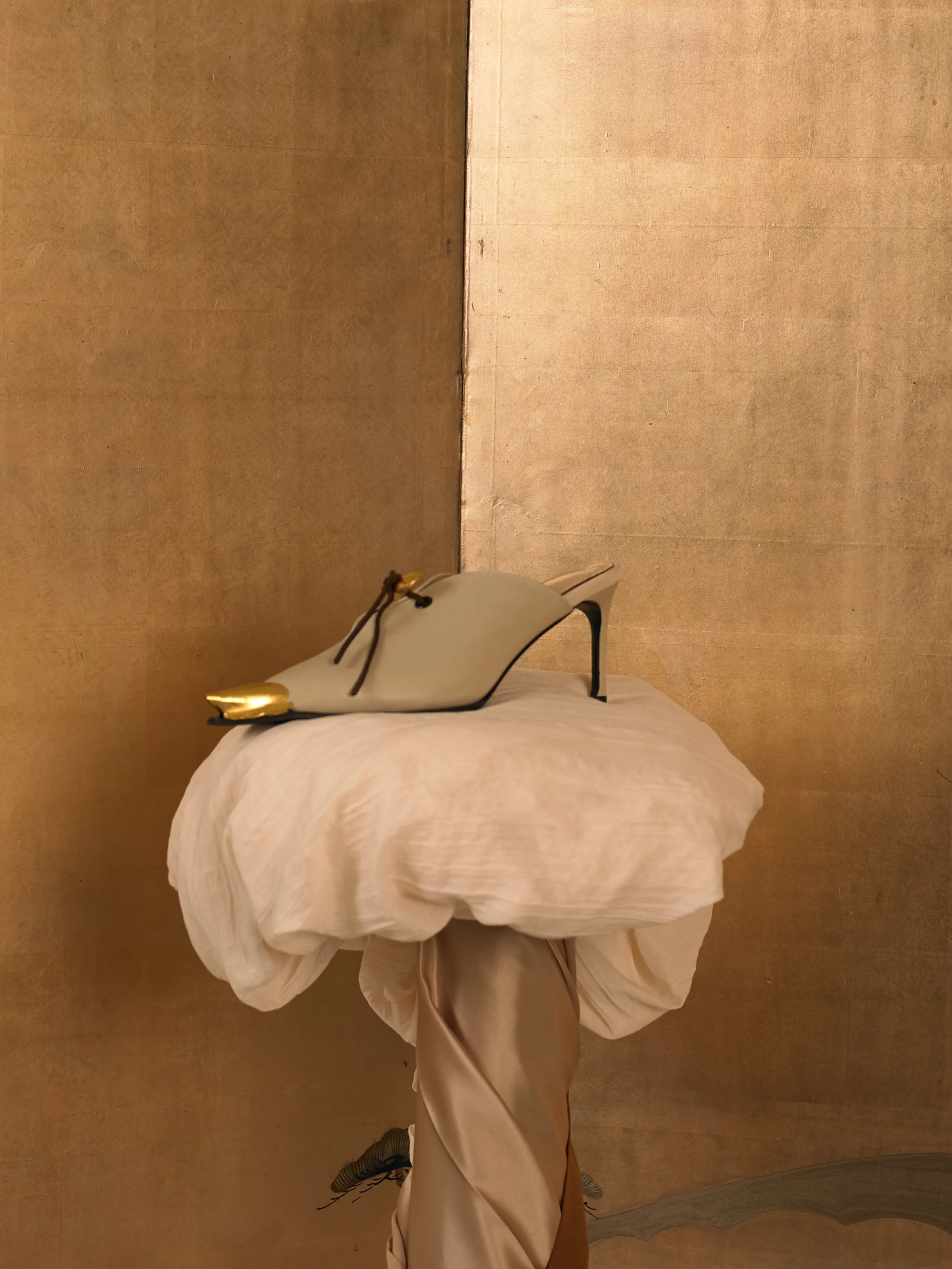 Artisanal Lunna Heeled Mules - Sand/Gold