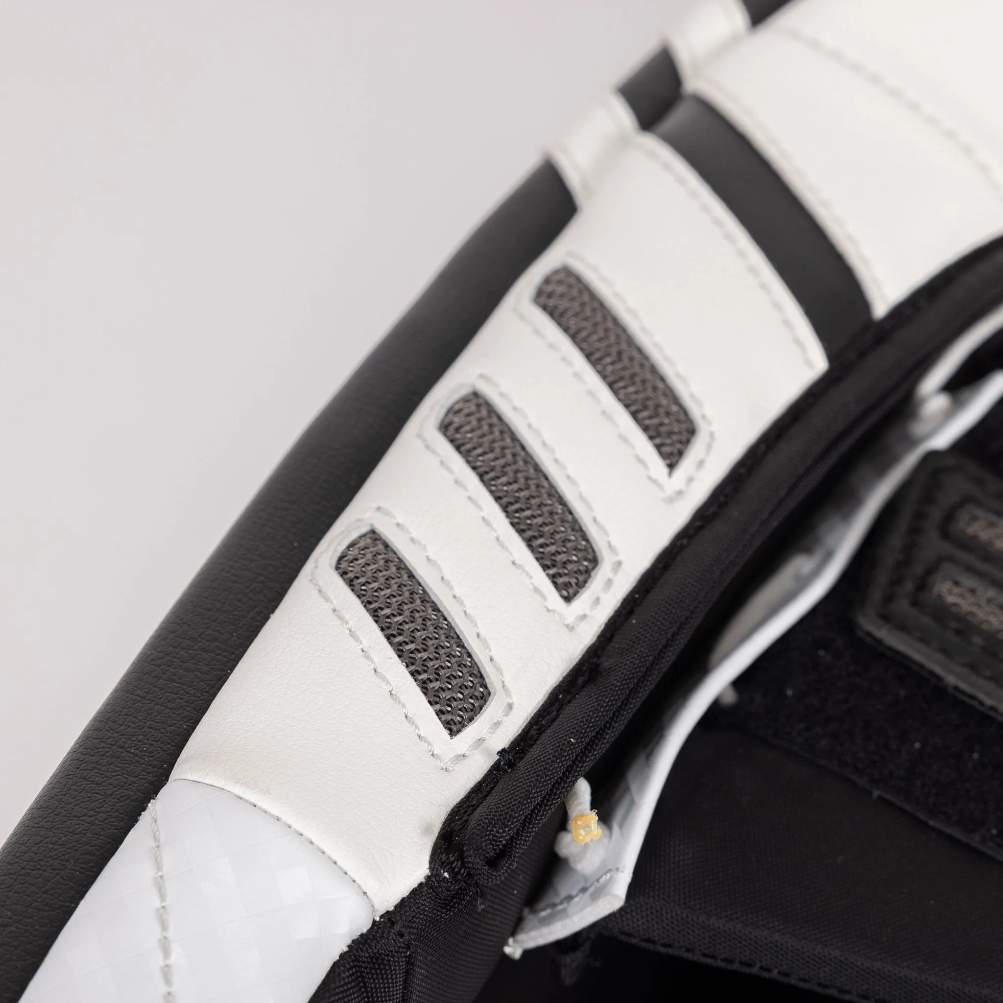 Brian's OPTiK X3 Intermediate Goalie Leg Pads