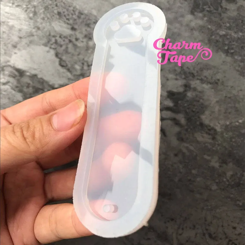 Cat / Dog Paw charm Silicon mold flexible, for polymer clay, resin jewelry Q134