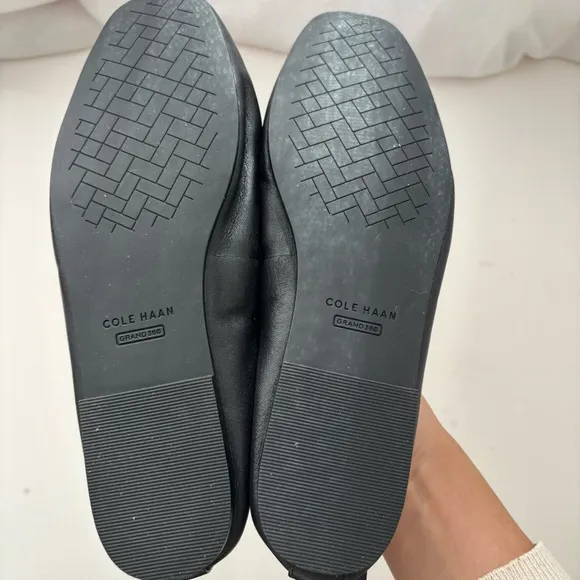 Cole Haan York Buttery Soft Ballet Sz 7.5B