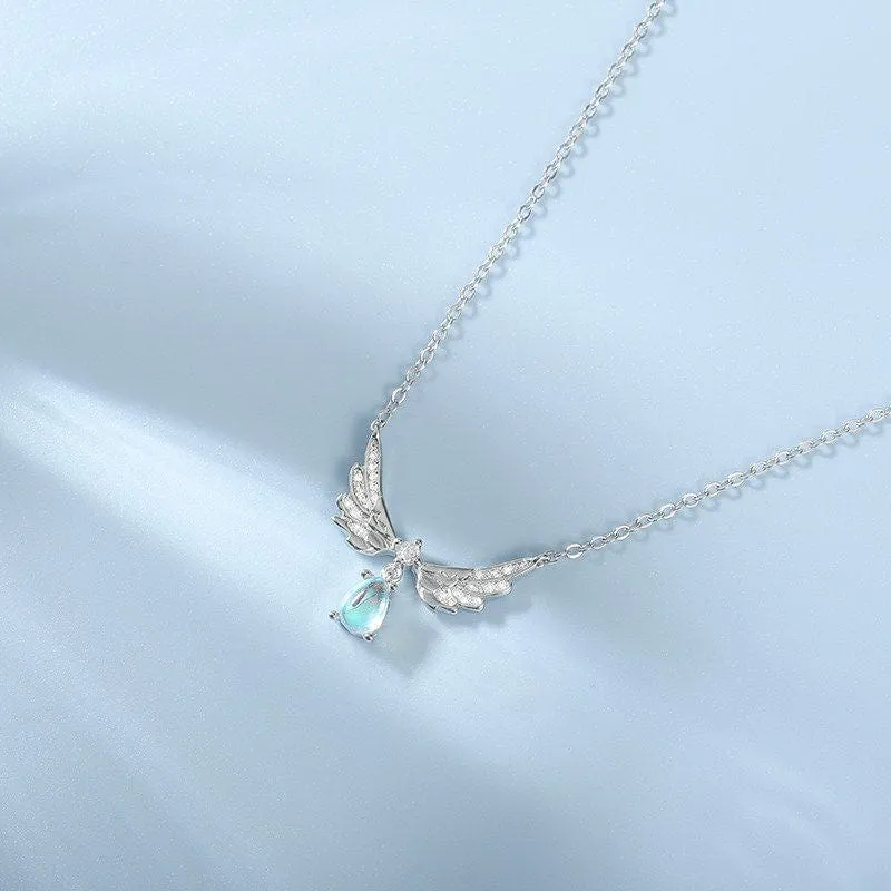 Dainty CZ Inalid Crystal Waterdrop Angel Wings Necklace
