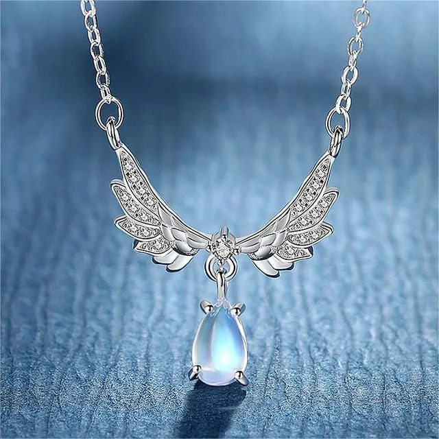 Dainty CZ Inalid Crystal Waterdrop Angel Wings Necklace