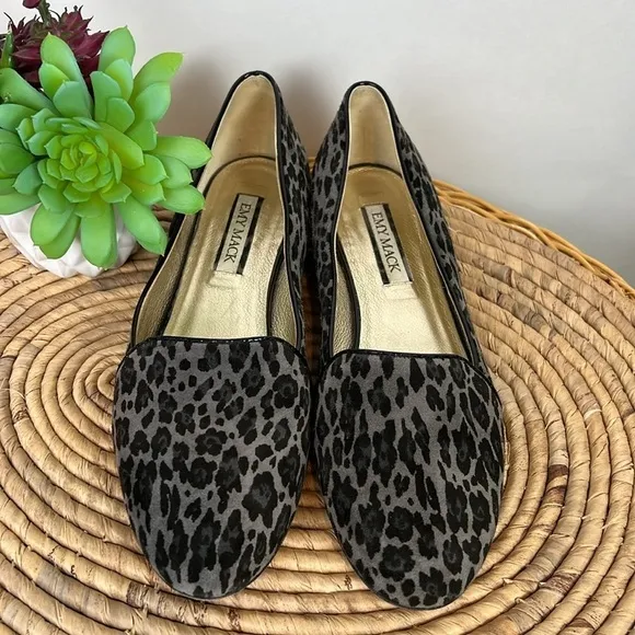 Emy Mack Leopard Flats 8.5 Gray Black Leather
