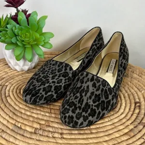Emy Mack Leopard Flats 8.5 Gray Black Leather