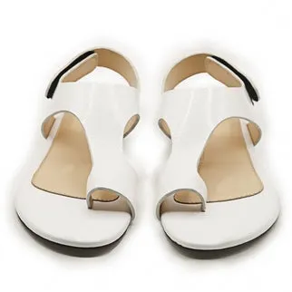 FAK1 - White - Sandals