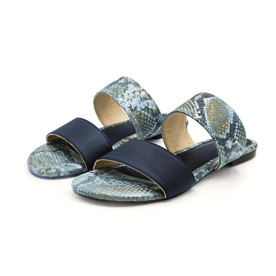 FAK2 - Blue - Snake Pattern Slides