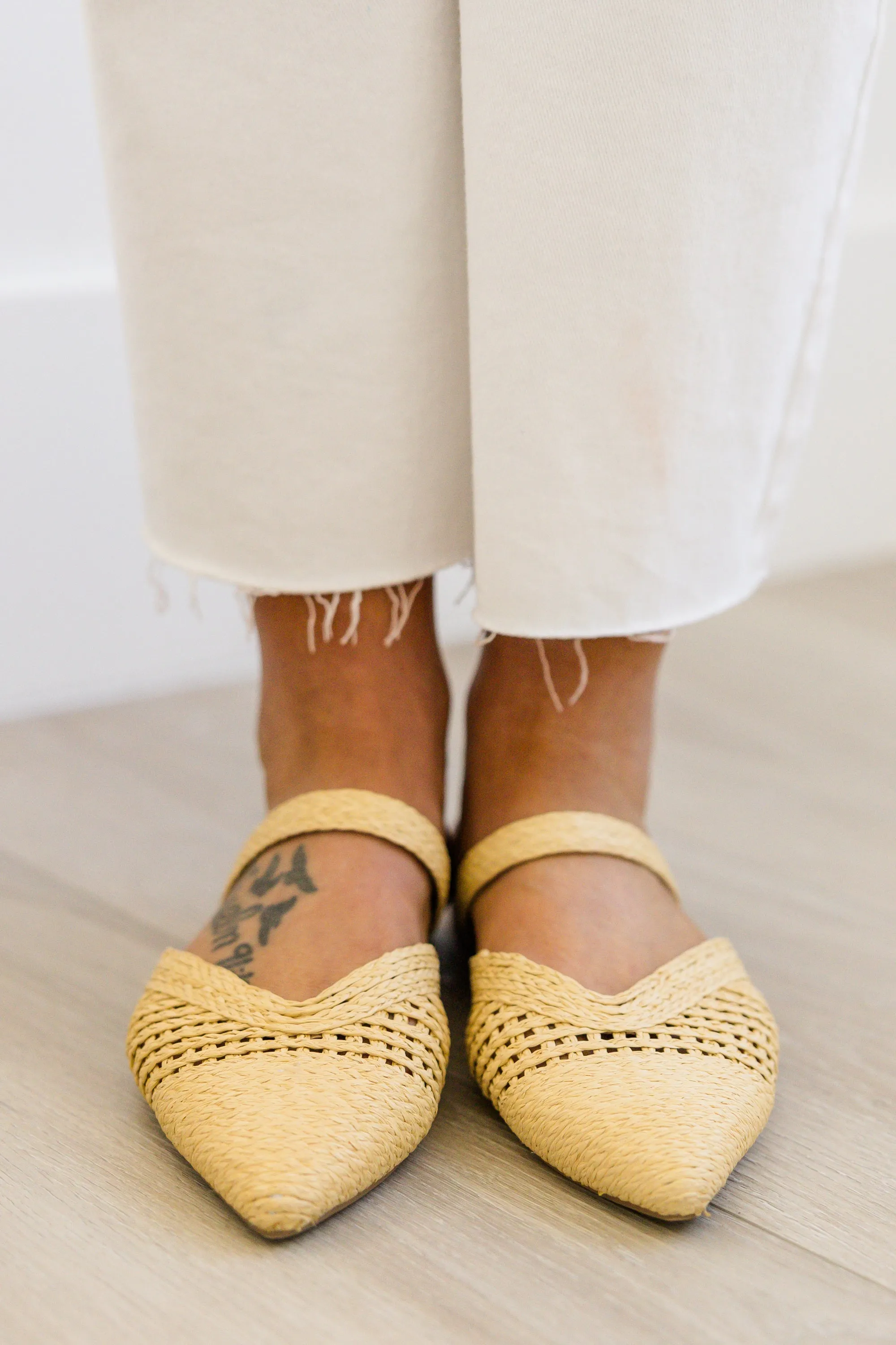 For The Moment Flats, Beige