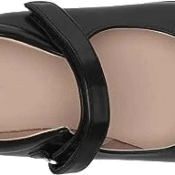 Girls Closed Toe Maryjane Flats