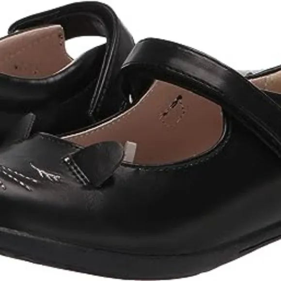 Girls Closed Toe Maryjane Flats