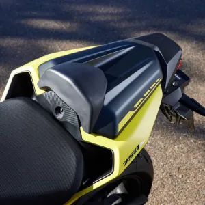 Honda Seat Cowl Black / Yellow 08F70-MLB-D00ZA