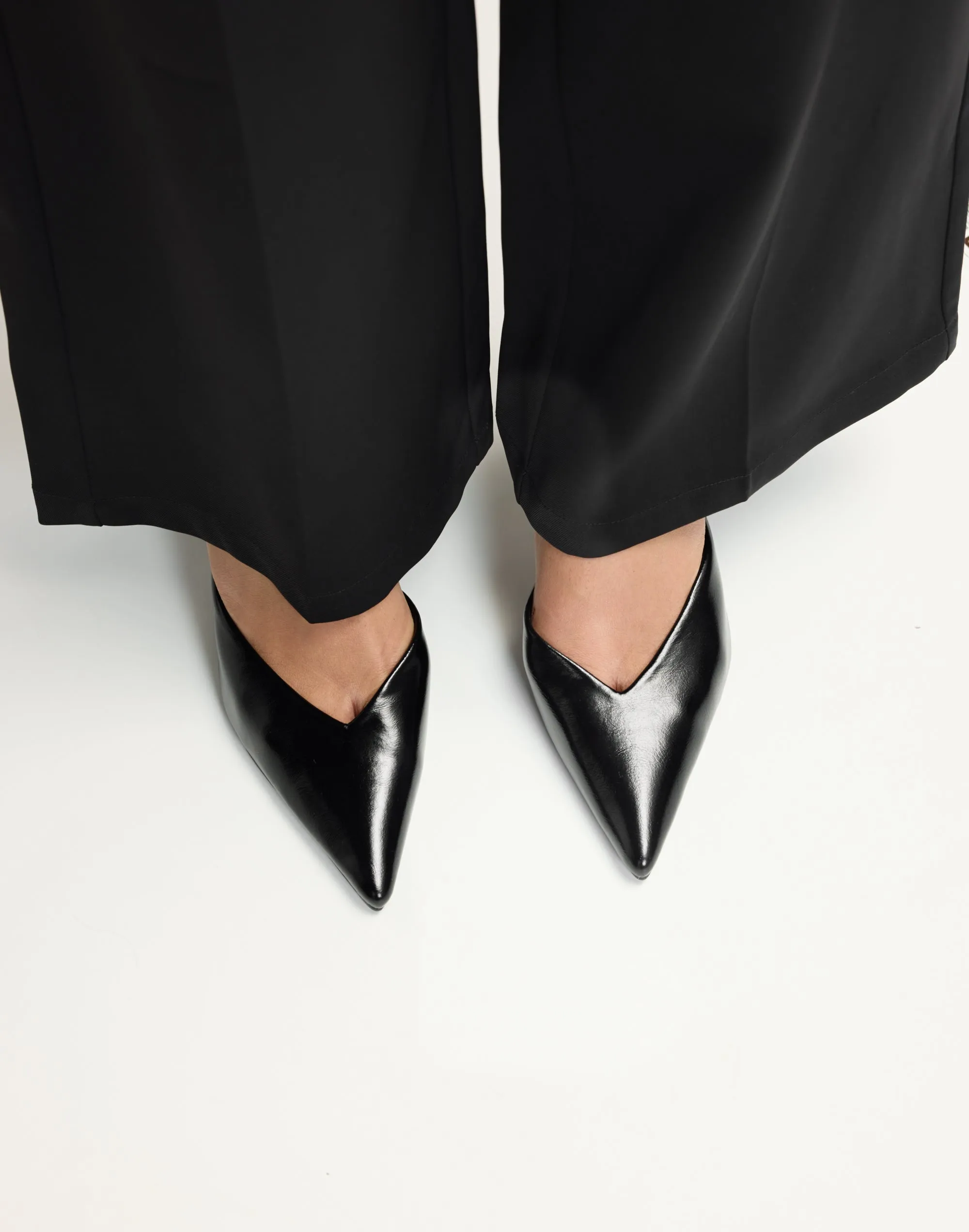 Karey Heels (Black Shine) - By Billini