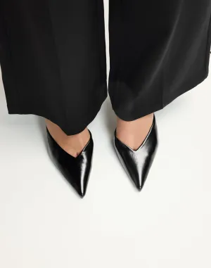 Karey Heels (Black Shine) - By Billini