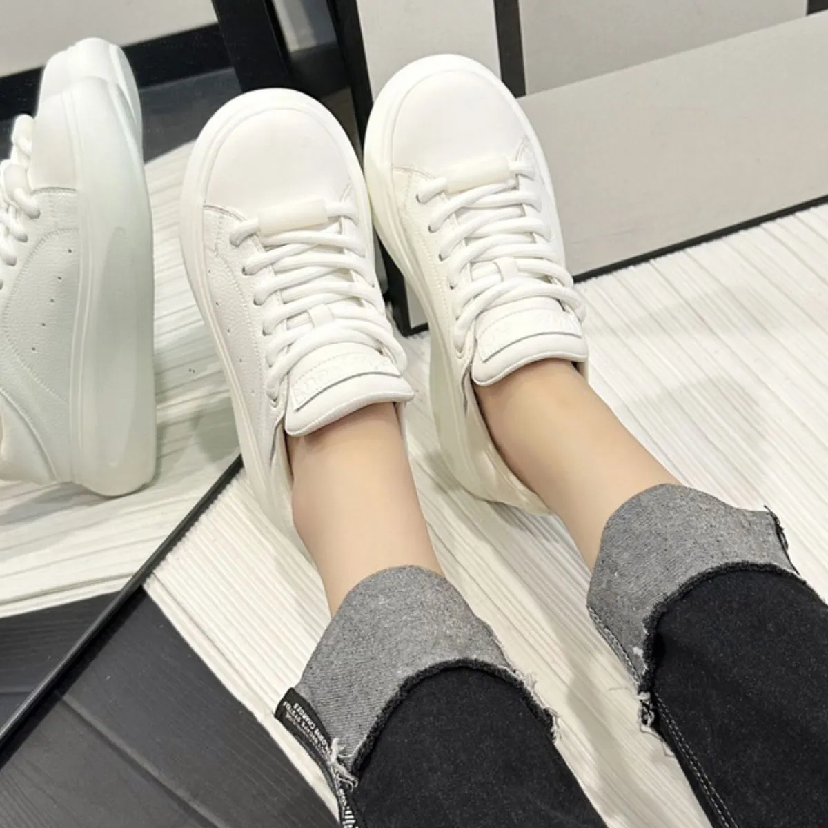 Lace Up Round Toe Platform Sneakers