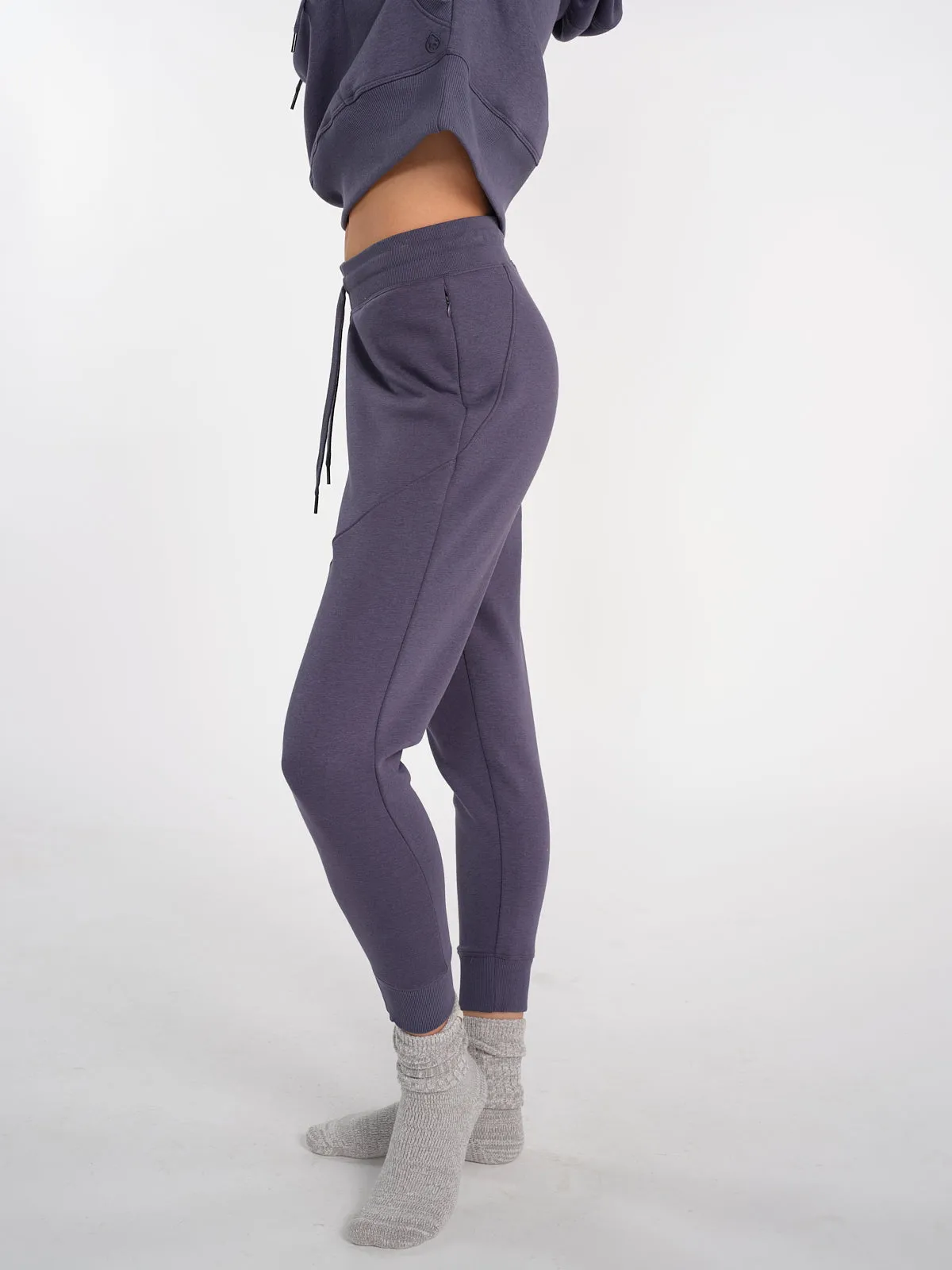 Legendary Fleece Jogger