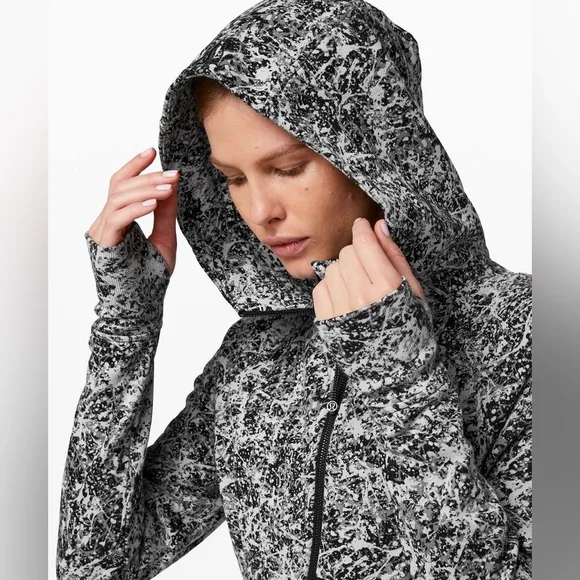 Lululemon Scuba Hoodie,Light Cotton FleecePaint Splash Silver Drop, size 4