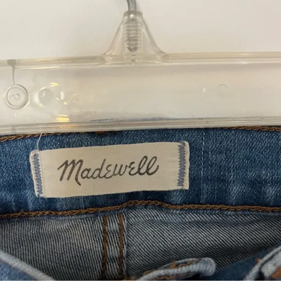 Madewell Cali Demi-Boot Jeans in Bess Wash: Button-Front Edition Size 27