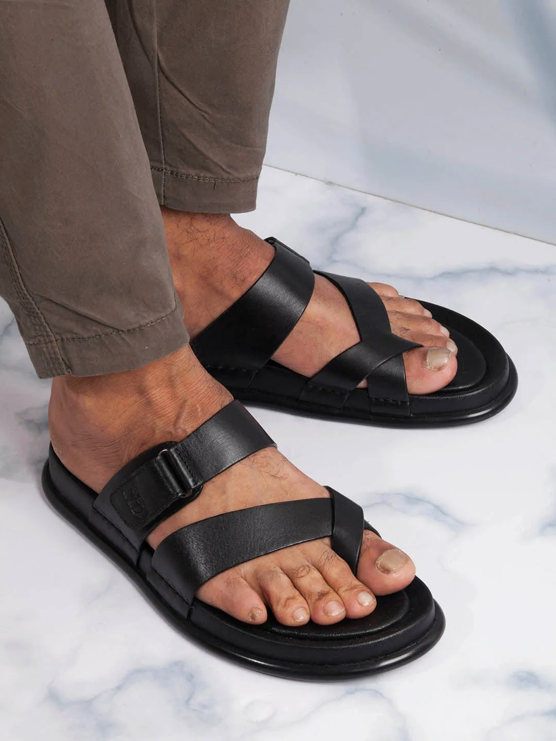 Men's Black Cross Strap Sandals (ID4269)