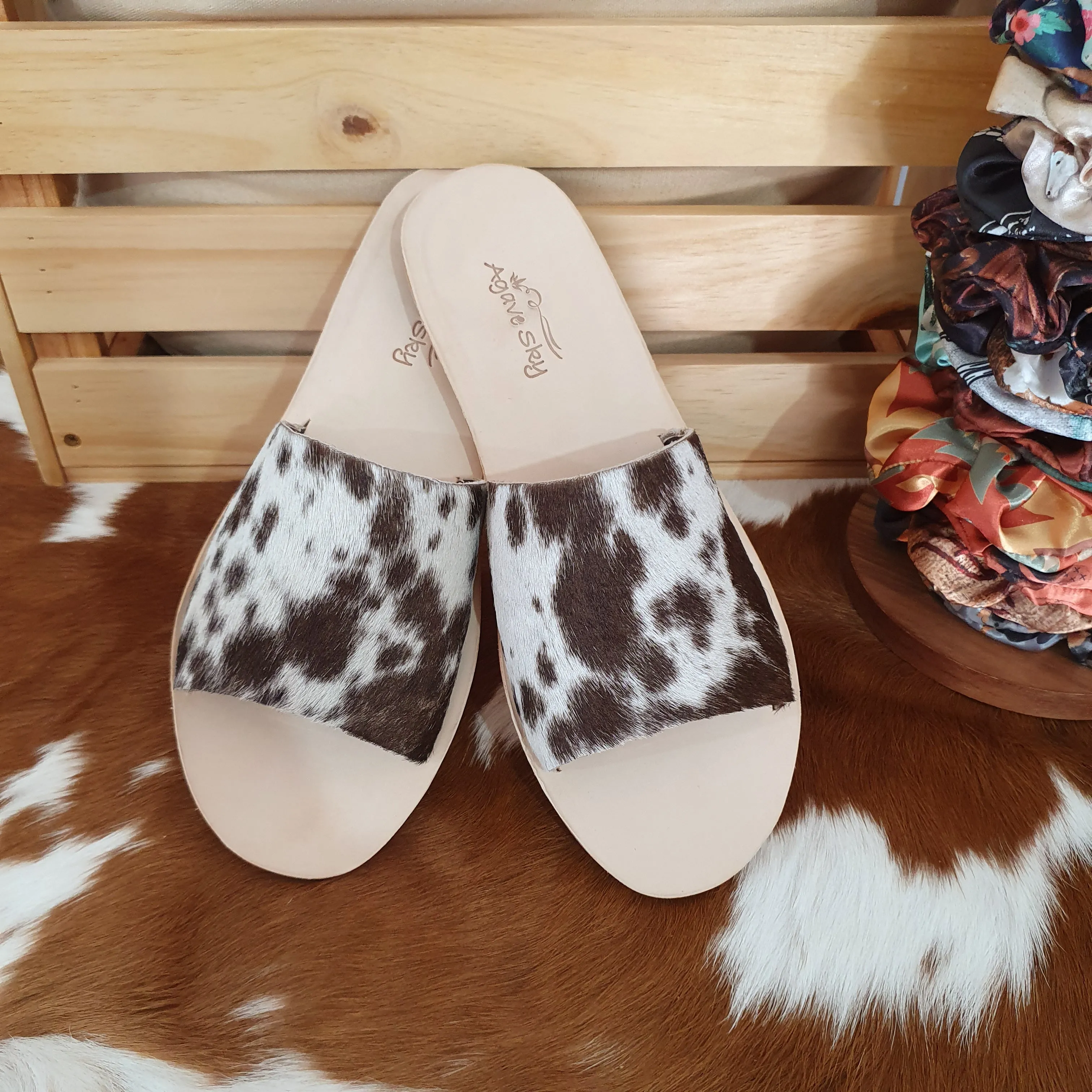 Nadia Slide Sz 11 - Chocolate