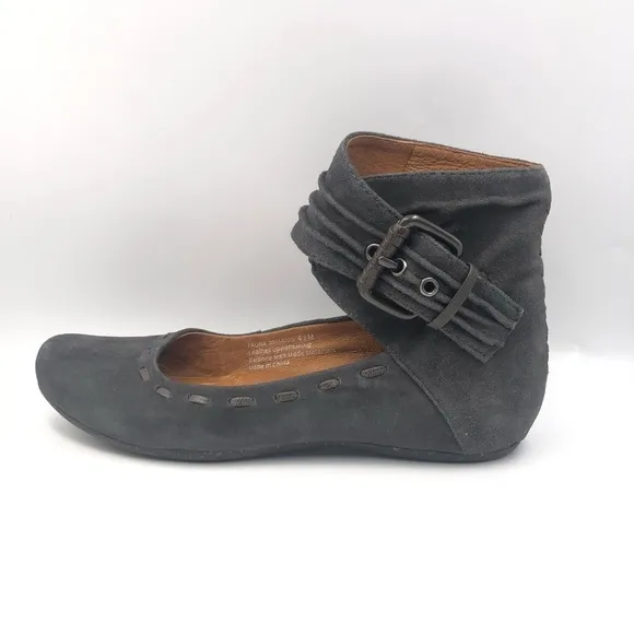 NEW Naya Women's 'Fauna' Ankle-strap Flats Sz 4.5B