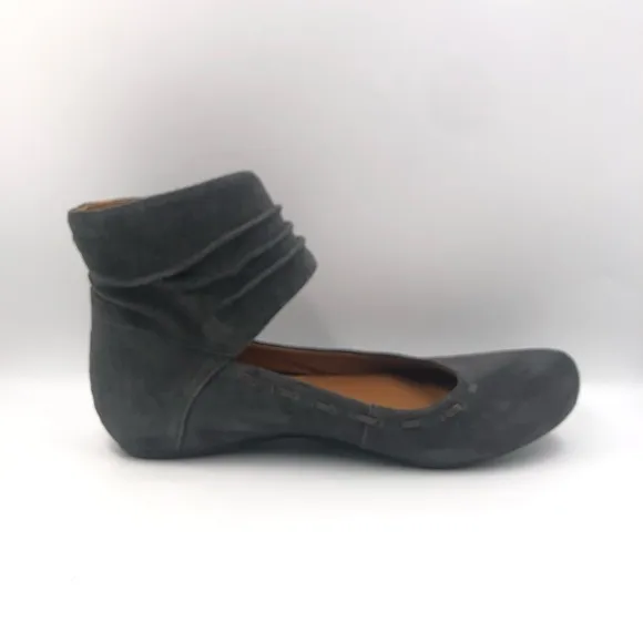 NEW Naya Women's 'Fauna' Ankle-strap Flats Sz 4.5B