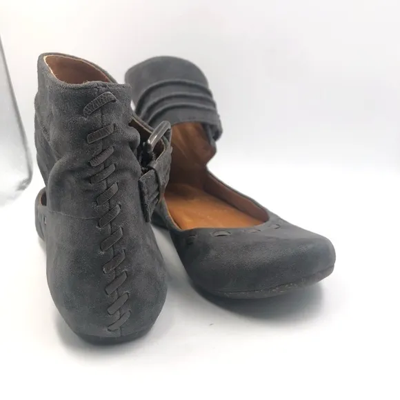 NEW Naya Women's 'Fauna' Ankle-strap Flats Sz 4.5B