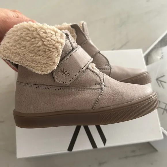 NIB Freshly Picked Salt Flats Sherpa Boot Size 9
