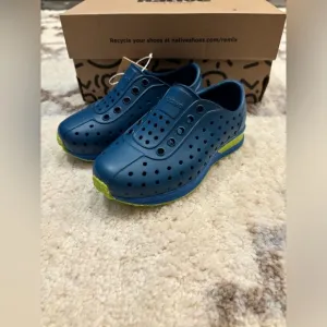 NWT Native Robbie Sugarlite Block Shoes