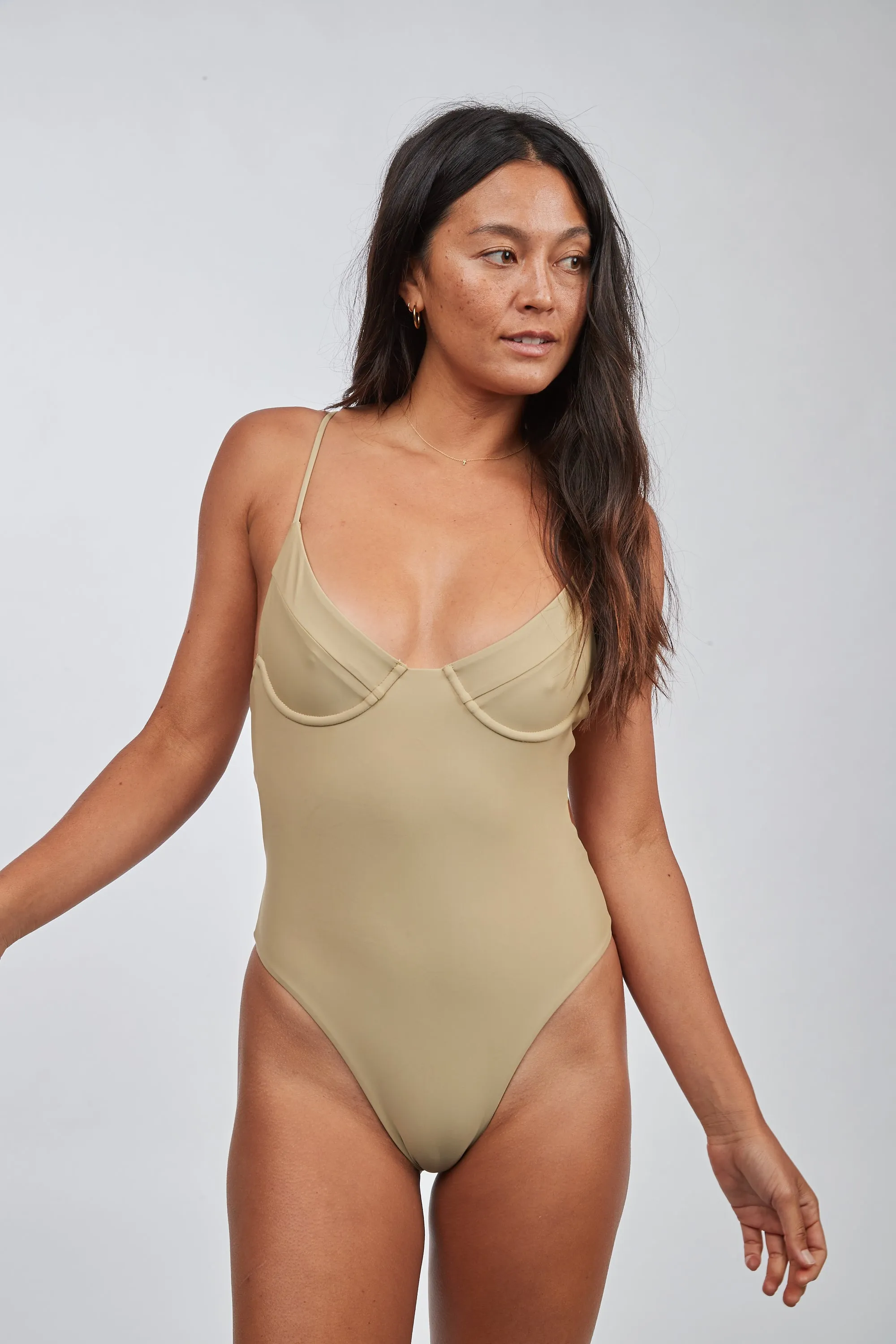 Paia One Piece
