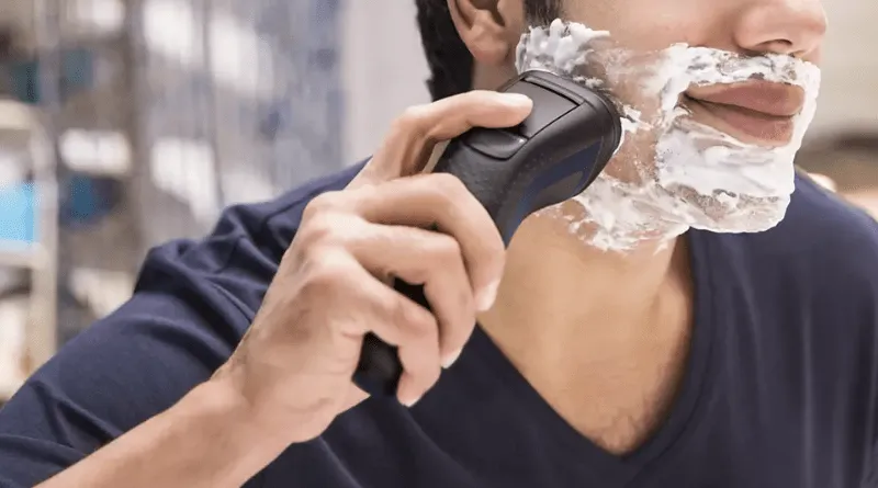 Philips Shaver Series 1000 Wet Or Dry Electric Shaver S1323/41