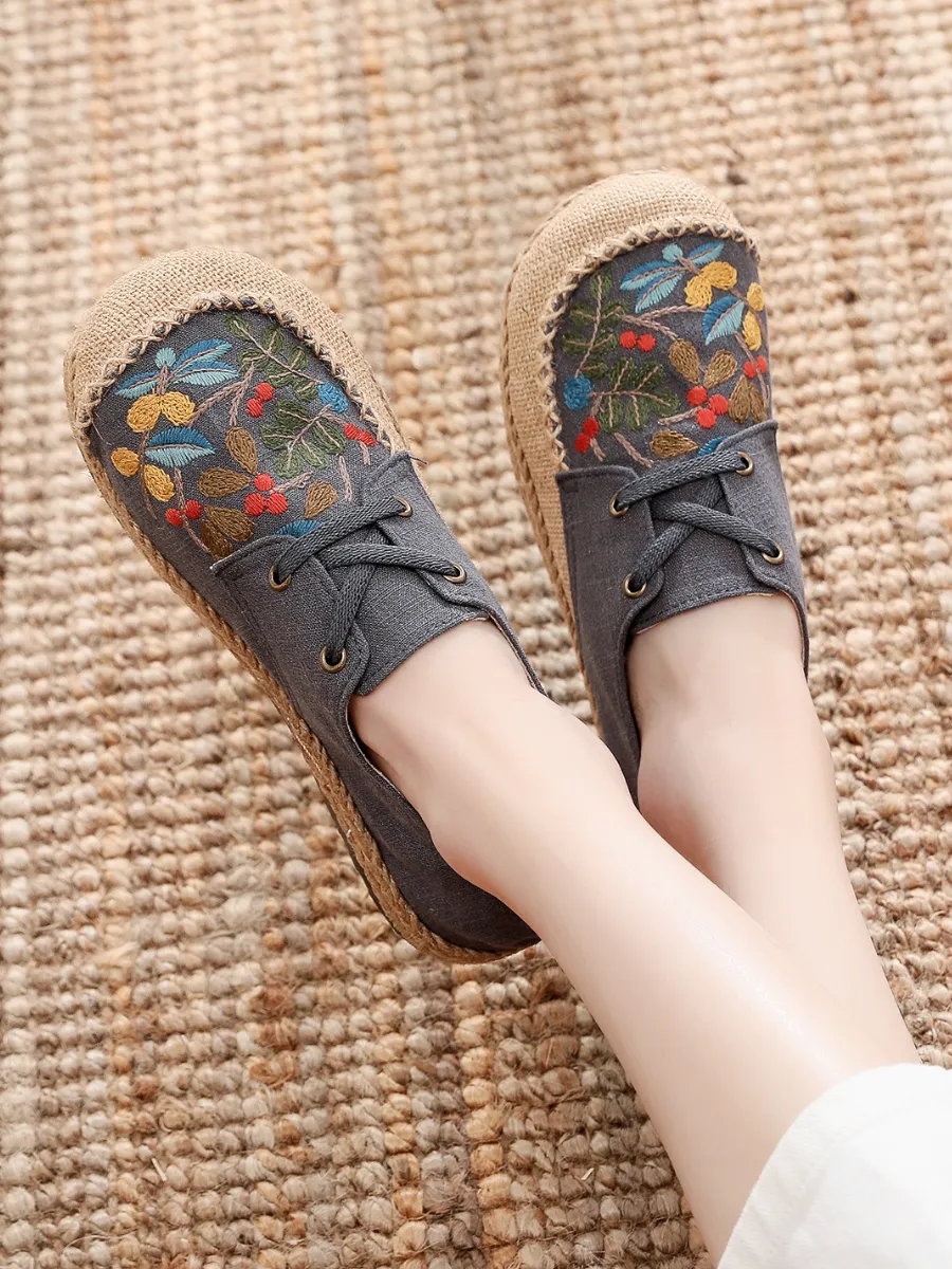 Playground Embroidered Linen Boat Shoes - Grey