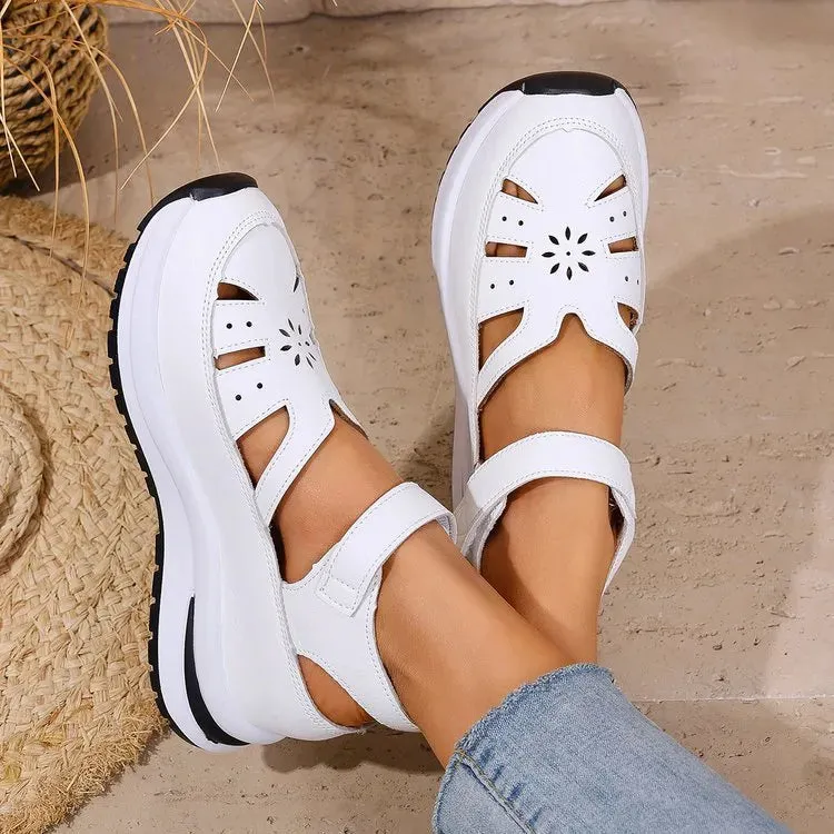 Round Toe Platform Sandals
