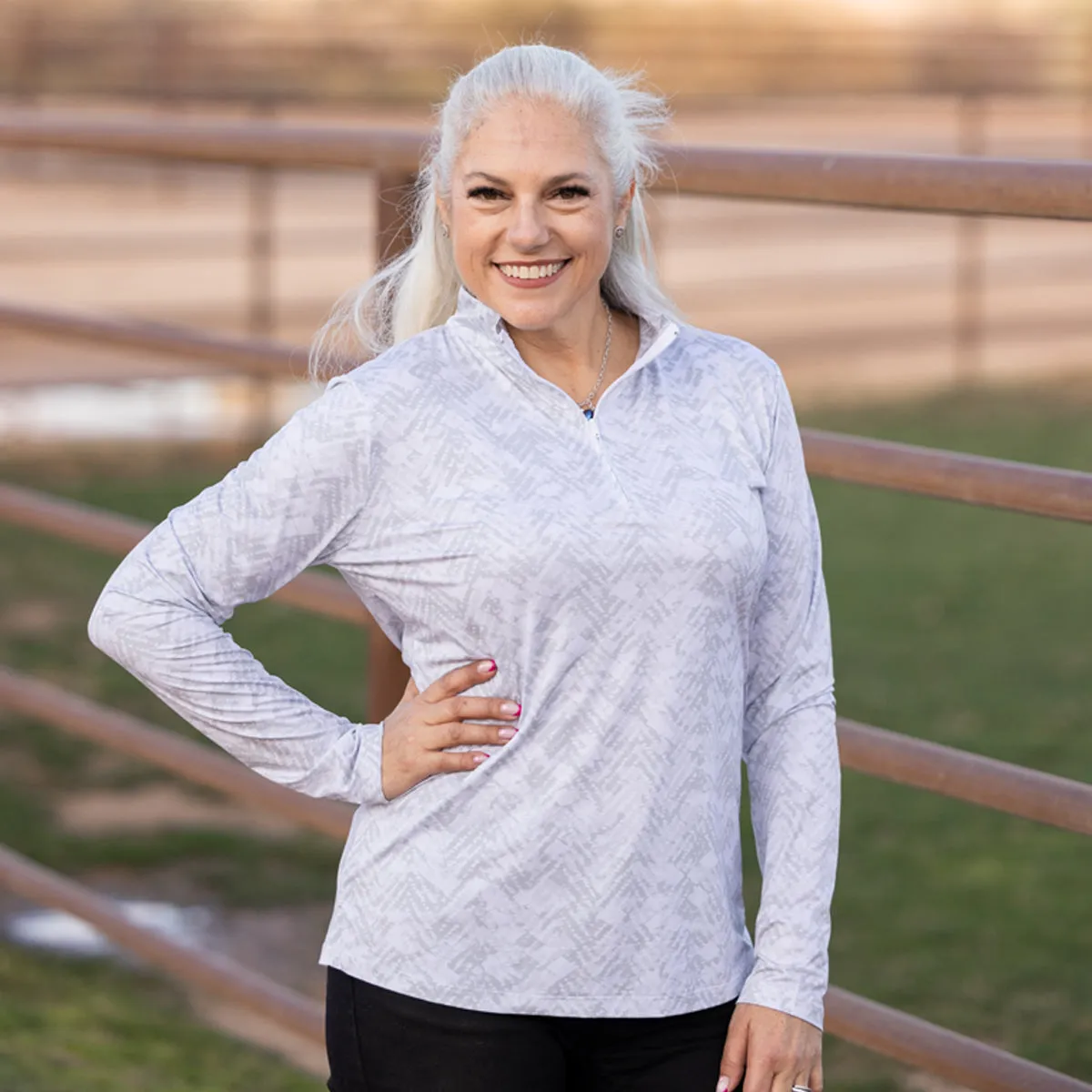 Salvadora Quarter Zip Sun Shirt