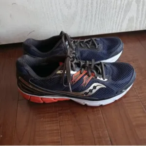 Saucony OMNI 14 Men's Running Shoes Size 9