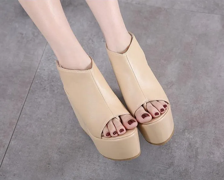 Stylish wild wedge sandals