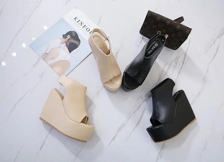 Stylish wild wedge sandals