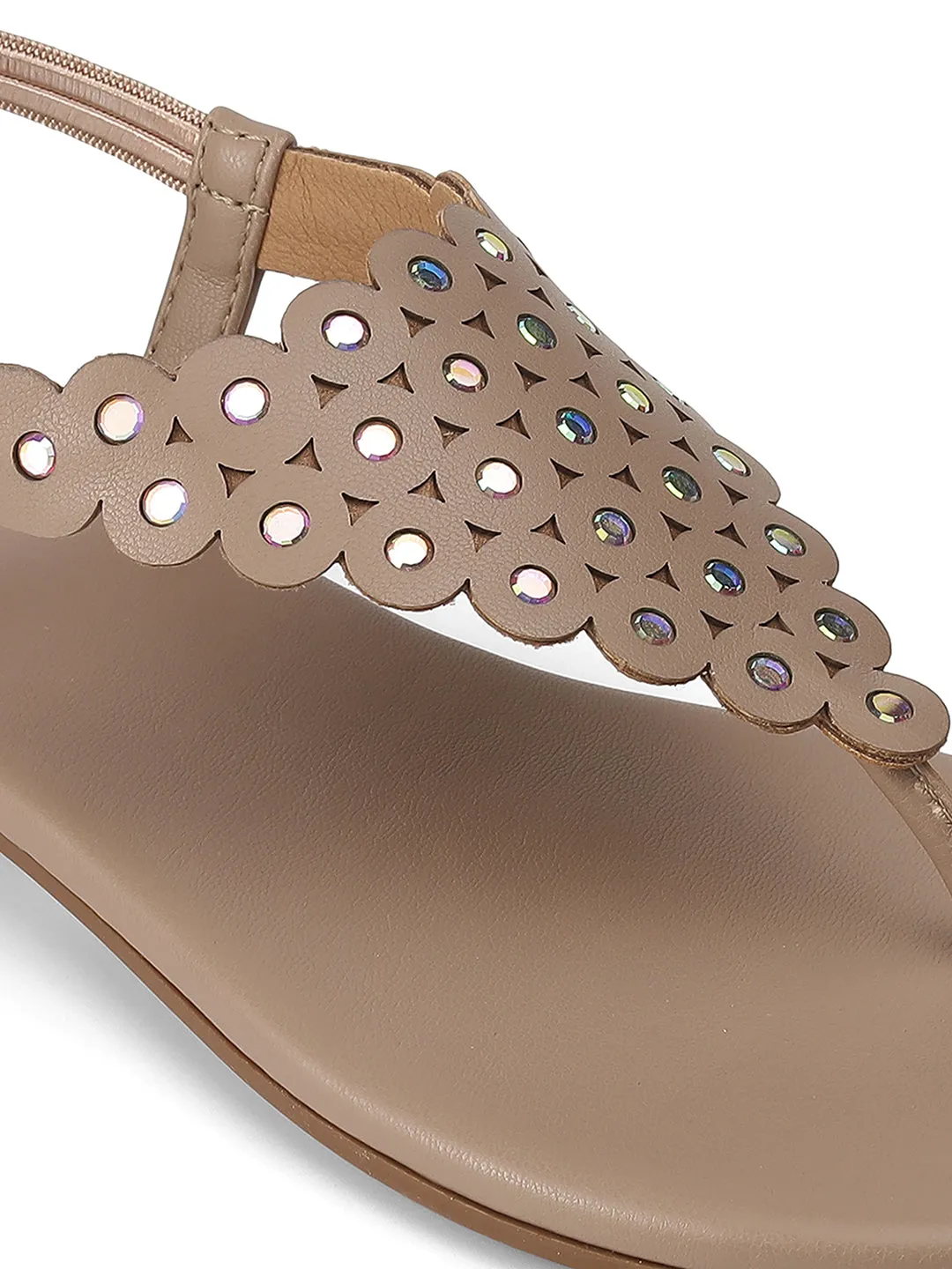 T- strap Flat