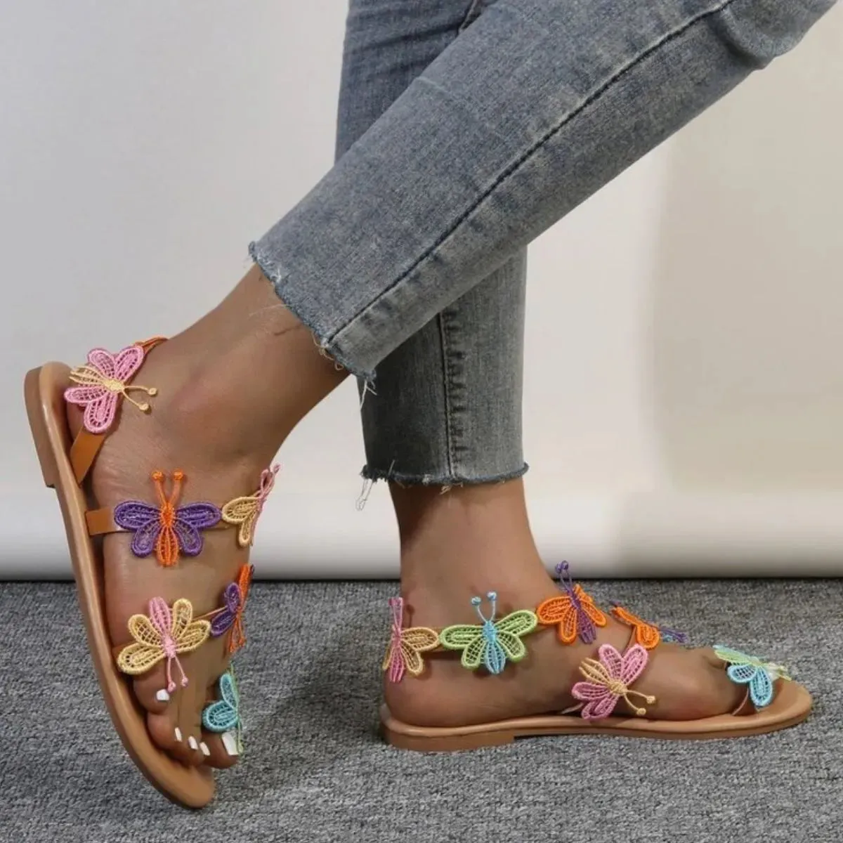 Toe Loop Flats Sandals
