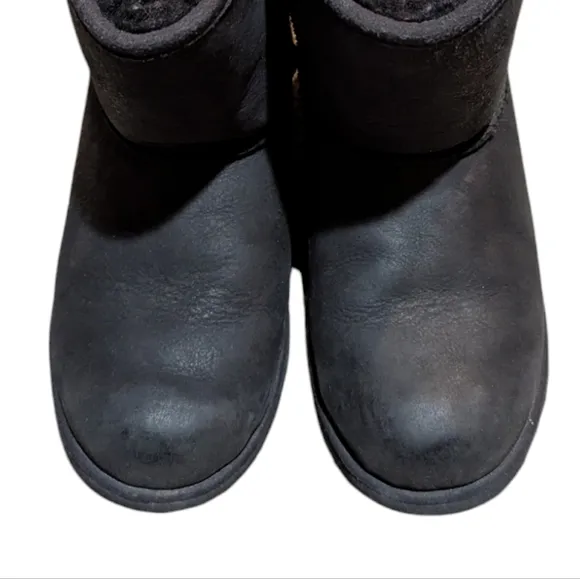 Ugg Kids' Classic Short Waterproof Weather Boot Black size 6