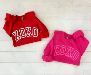 Varsity Puff XOXO Valentines Day Outfit