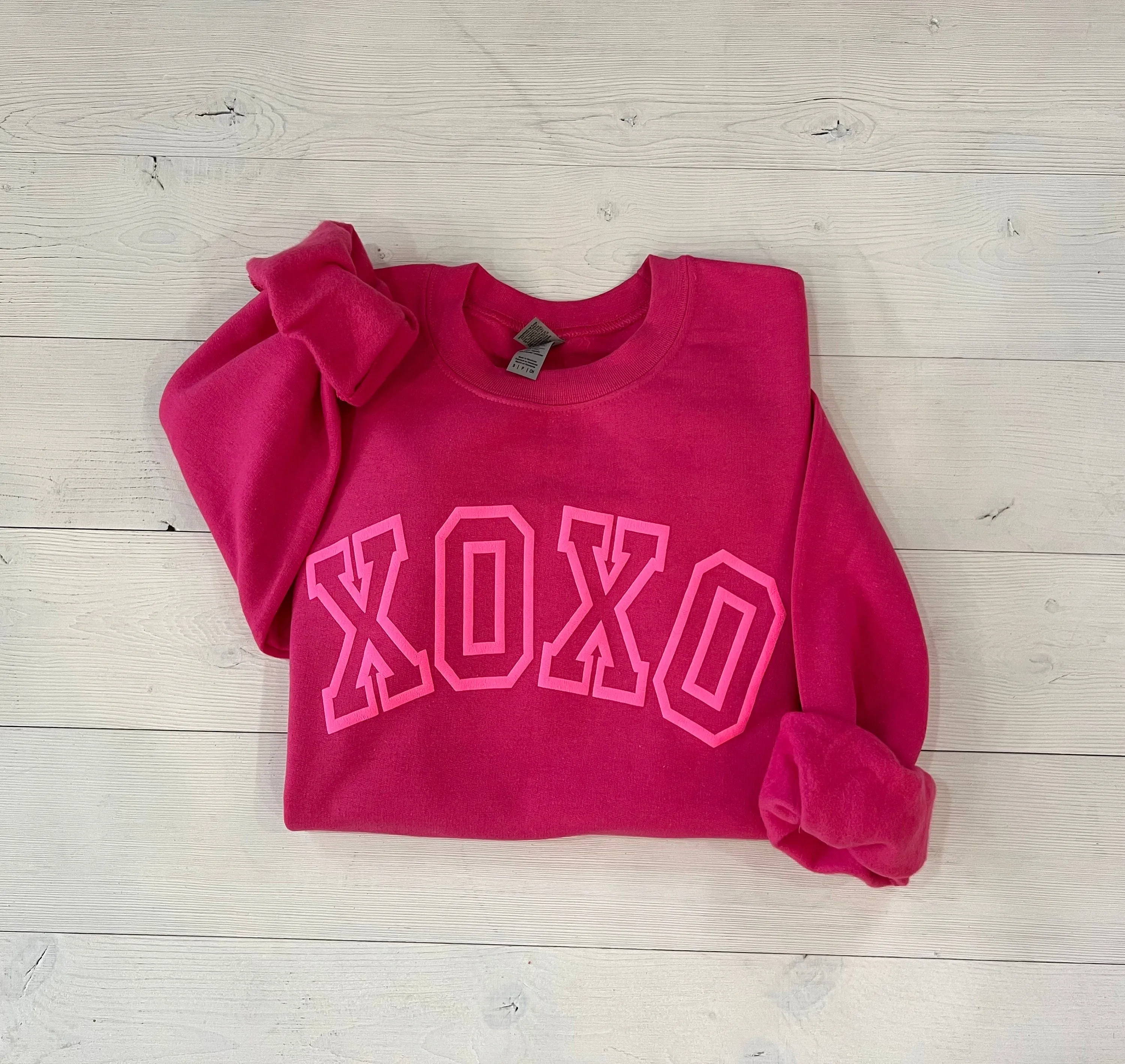 Varsity Puff XOXO Valentines Day Outfit